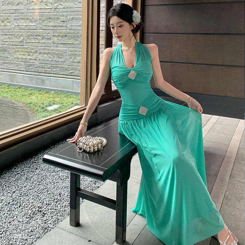 Meishen's new French sweet halterneck sleeveless halterneck bow evening dress romantic and elegant new product 1
