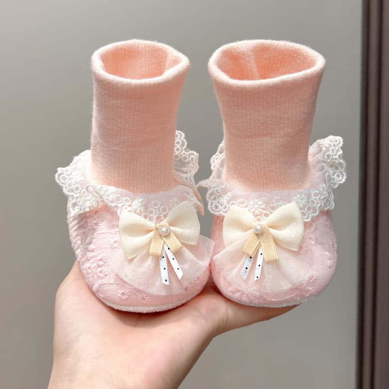 Baby shoes and socks spring and autumn mid-tube baby's non-falling shoes children's indoor non-slip shoes and socks princess 0-6 months warm socks 7