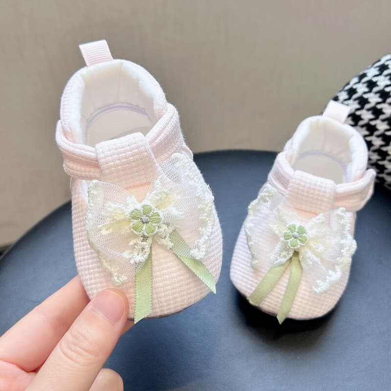 Spring and Autumn Baby Foot Protective Shoes 0-1 Year Old Baby Girl Bow Princess Shoes 3-6 Months Hundred Days Soft Soled Front Shoes 3