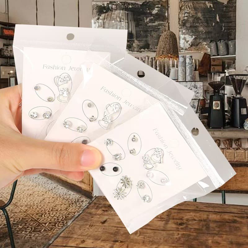 New six pairs of earrings, small, cute and sweet earrings for female students, Korean version, simple and fashionable earrings. 7