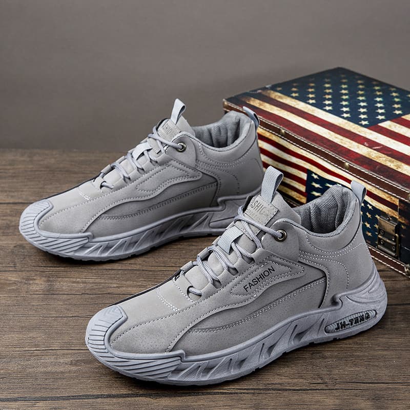 Autumn and winter large size men's shoes 48 fashionable and versatile sports and leisure shoes soft sole non-slip travel shoes plus velvet warm cotton shoes 3
