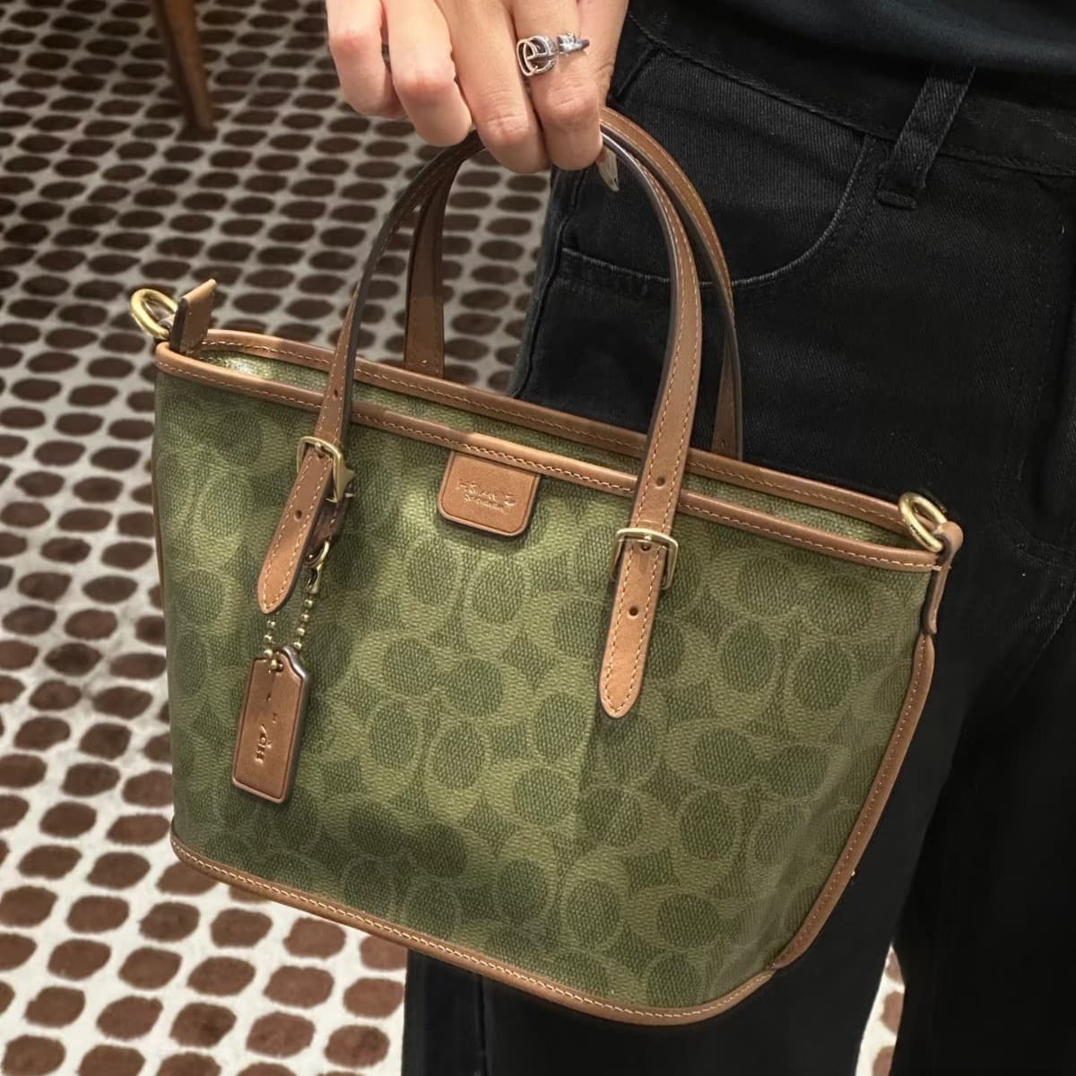 Kou C Home Outlet New Taxi Vegetable Basket Presbyopia Handheld Tote Bag Fashion Retro One Shoulder Crossbody Shopping Bag 1