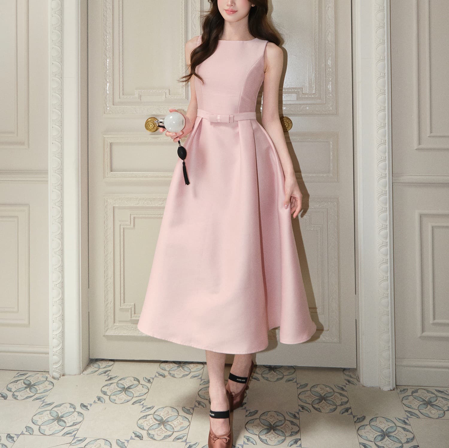 avenemen/Hepburn skirt/French waisted sleeveless dress with gold style high-end design mid-length dress 9