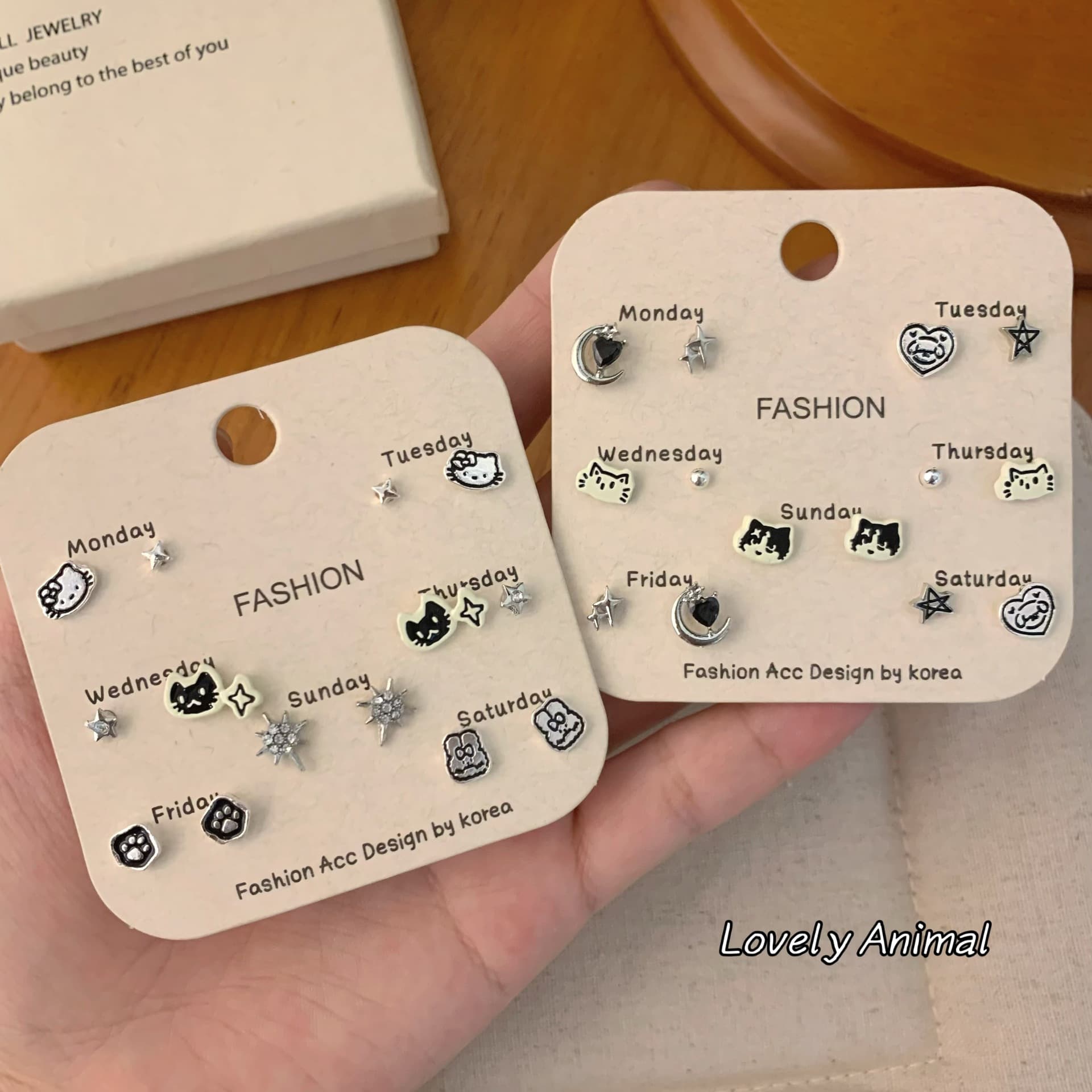 Popular cute cartoon cat and puppy earrings, geometric one-week set, star and moon design, compact and versatile women's earrings 2