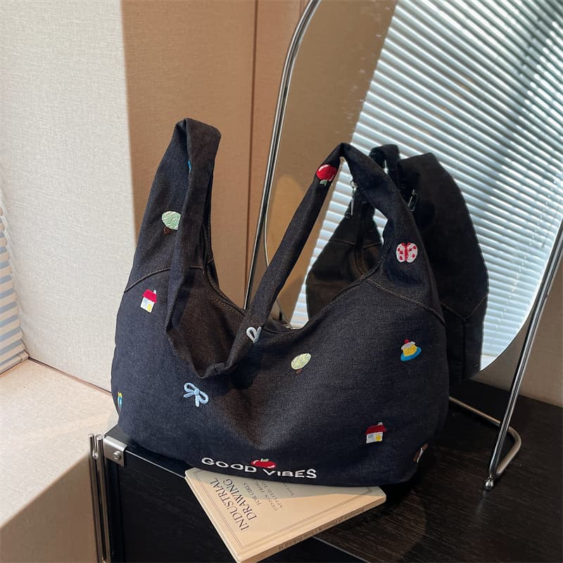 Large-capacity class canvas bag for women's literary commuter zipper bag crossbody bag versatile embroidered denim tote bag 4