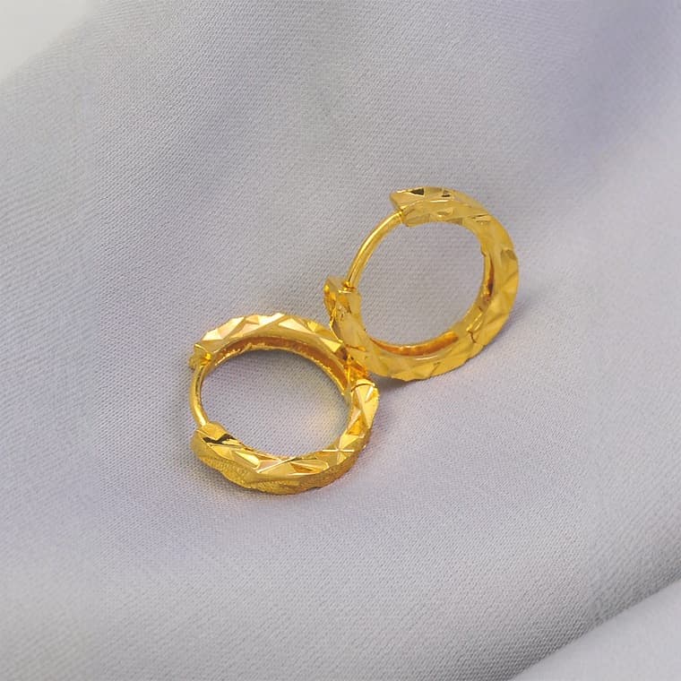 Douyin's popular golden crushed ice sparkling baby's breath earrings with irregular section and sparkling earrings 5