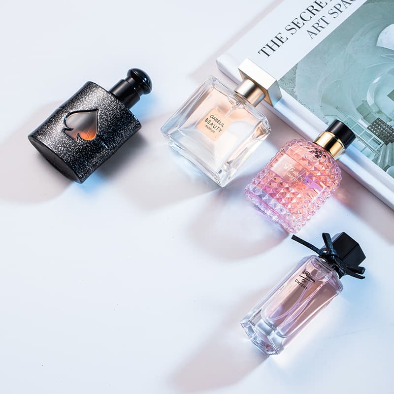 Flower Story Black Opium Gift Box Women's Perfume Four-piece Set Reversed Paris Perfume Long-lasting Eau de Toilette Wholesale 5