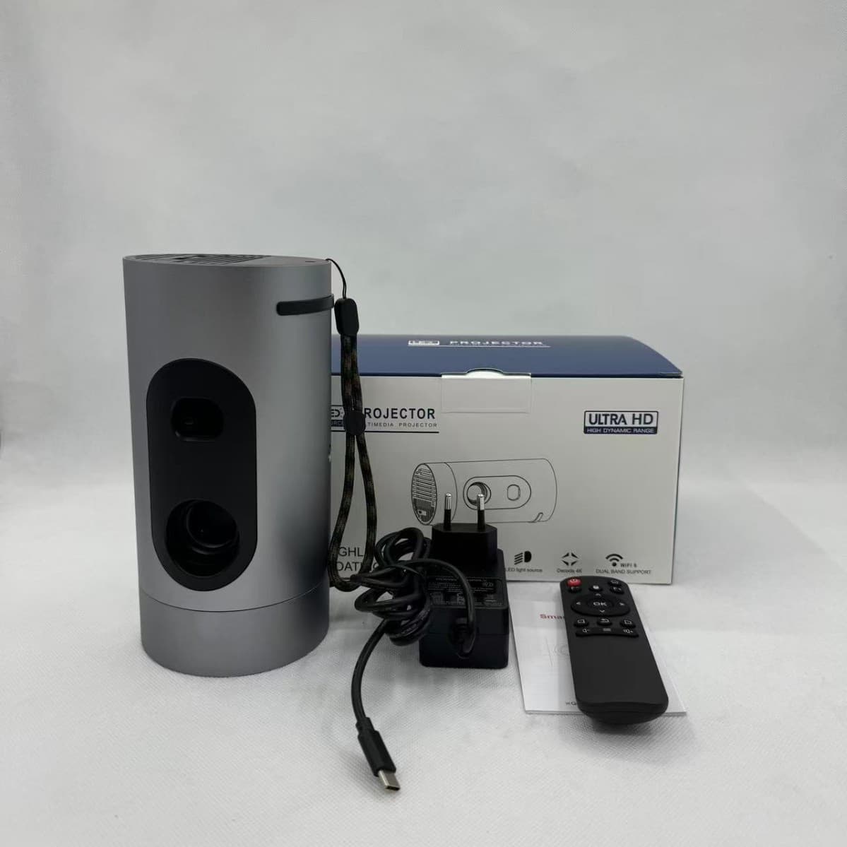 Cross-border Q8 outdoor projector home small high-definition 1080 mini portable home theater office projector 5
