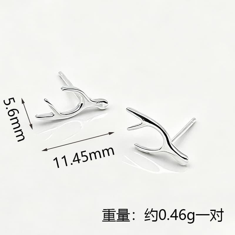 S925 sterling silver stud earrings for women, exquisite and simple antler-shaped earrings, suitable for daily commuting to work. 7