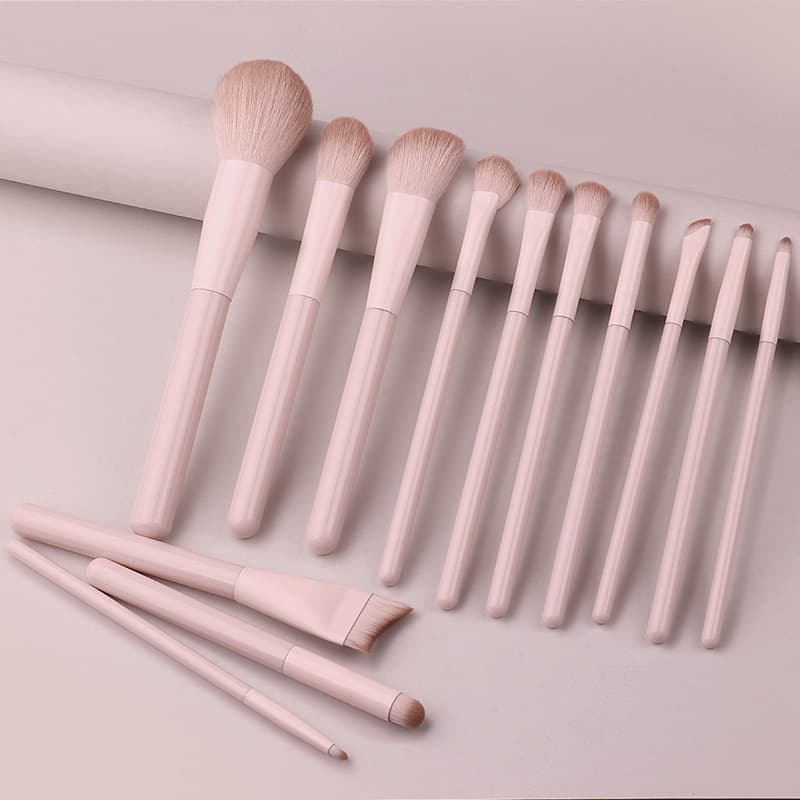Pink peach makeup brush set, eye shadow, blush, contouring, nose shadow, concealer, complete set of novice brushes for beginners 4