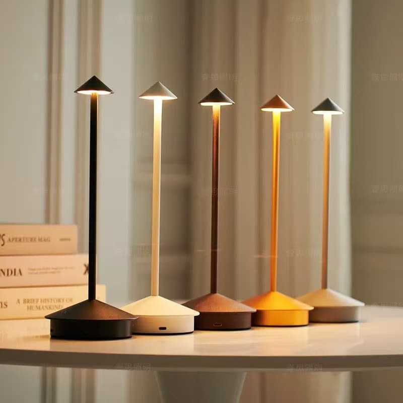 Cross-border metal light luxury spire table lamp bedside high-end warm dimming night light study bar creative night light 1