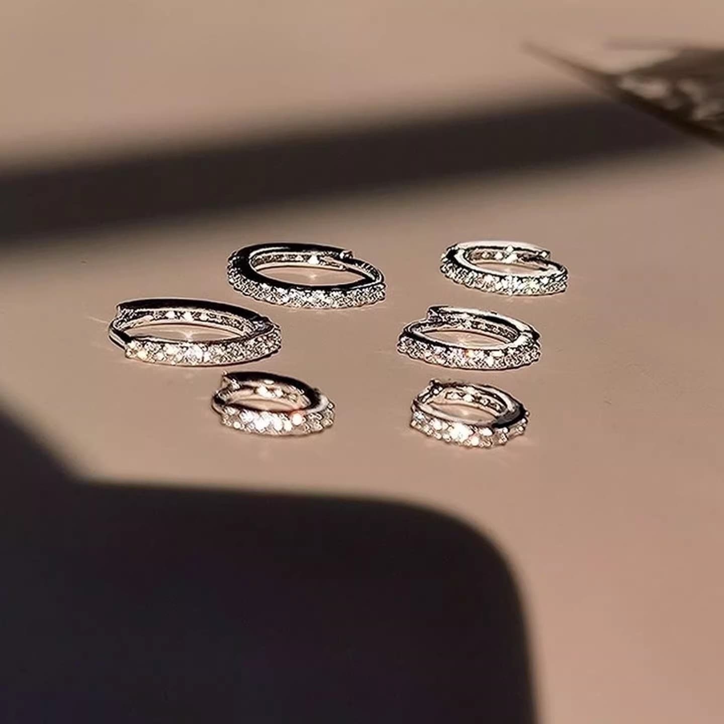 Super flash earrings for women 925 sterling silver needle ear piercing for sleeping, no need to take off, high-end micro-embedded small ear bone earrings, earrings, earrings 4