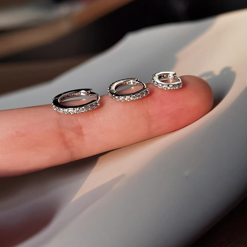 Super flash earrings for women 925 sterling silver needle ear piercing for sleeping, no need to take off, high-end micro-embedded small ear bone earrings, earrings, earrings 5