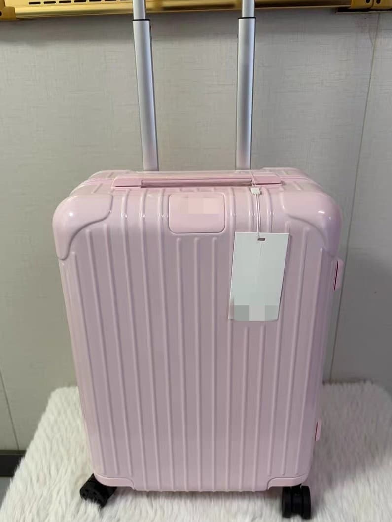 Ultra light lightweight capacious suitcase, 21 inch 1