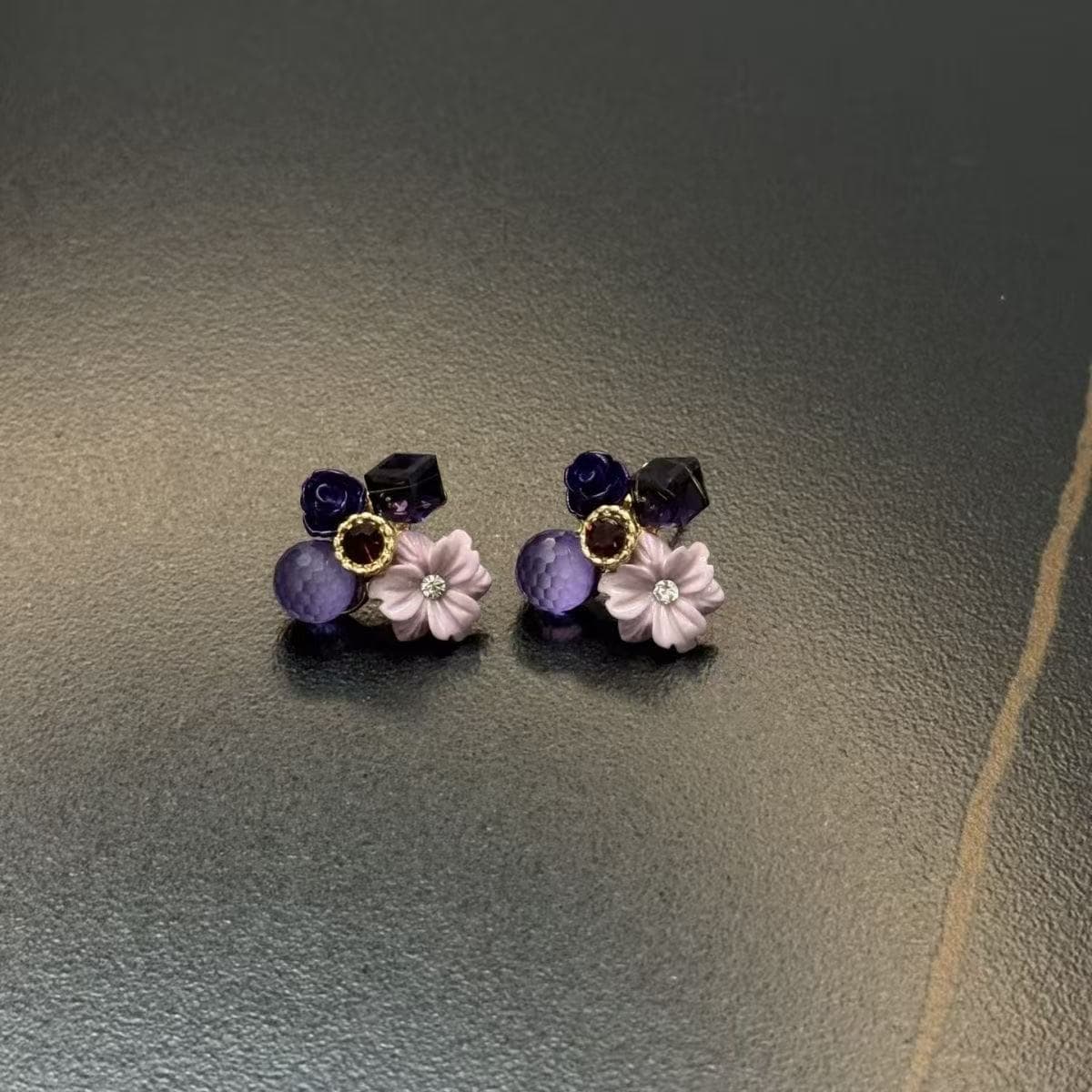 Fuchsia geometric cute earrings, ear clips, flowered 4