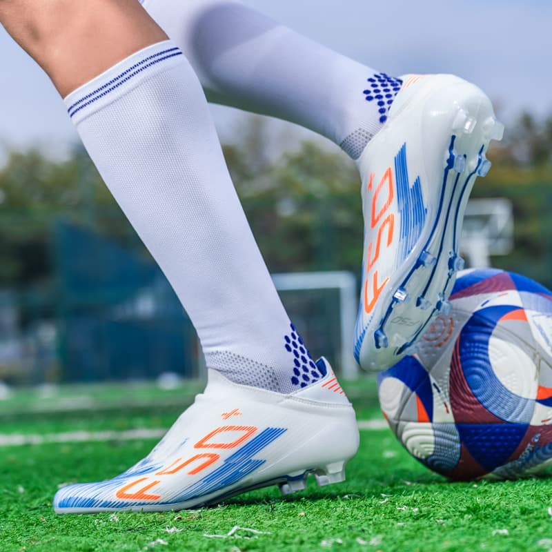 2026 World Cup Men's and Women's AG Long Spike Football Shoes New Seamless F50 Broken Spike Outdoor Football Boots 4