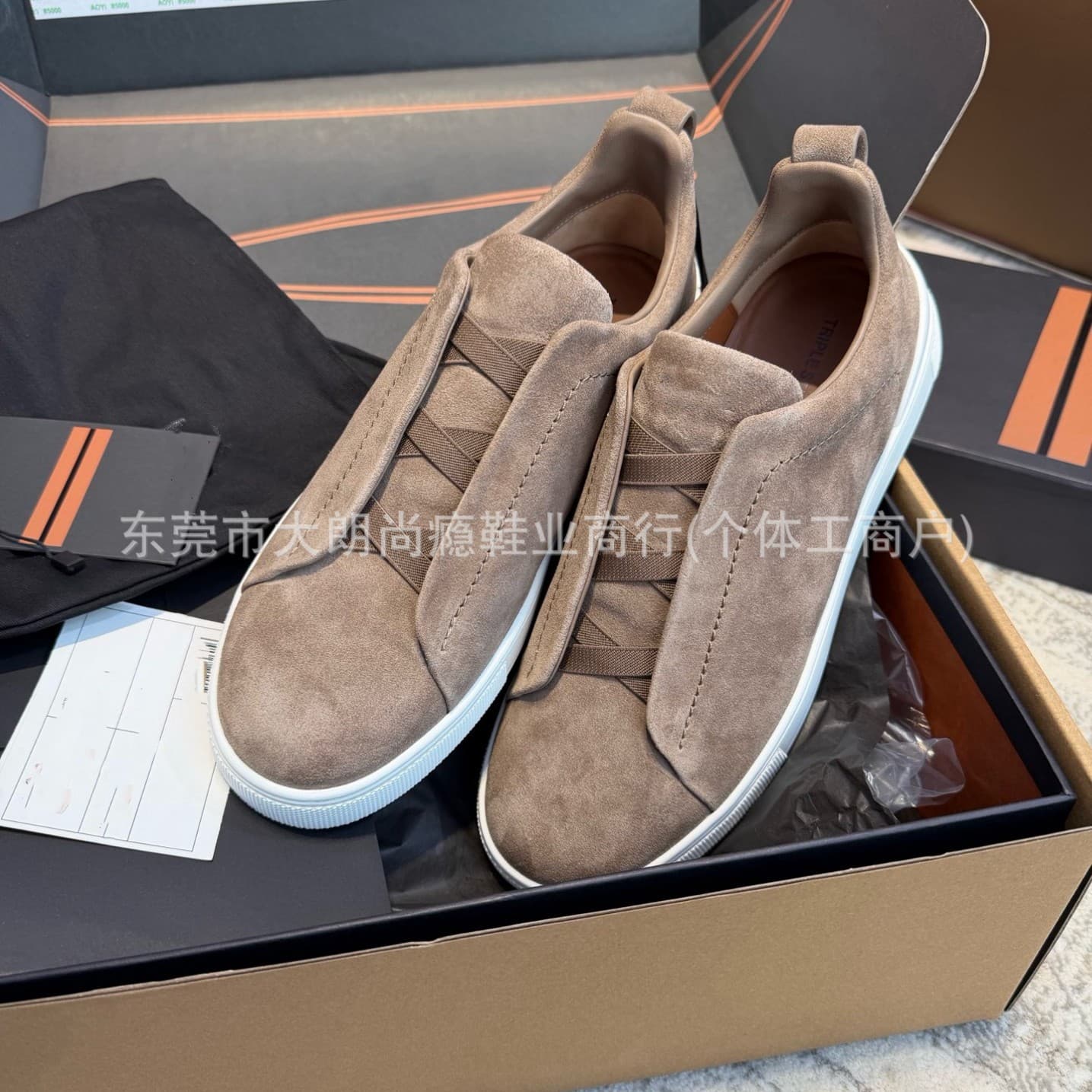 Fashionable retro breathable white shoes, genuine leather 3