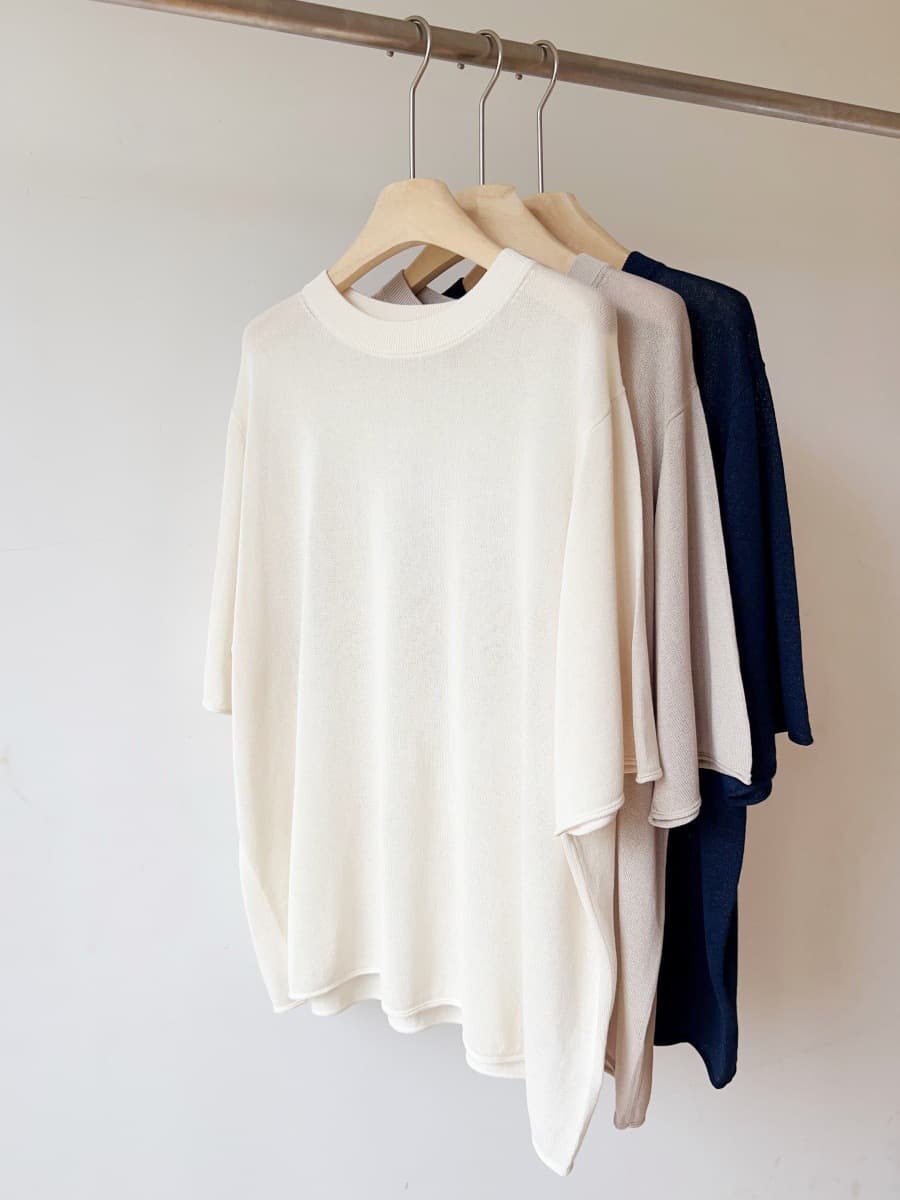 Minimalistic knitted sweater, shirt with a round collar, high-quality style, wide color palette 2