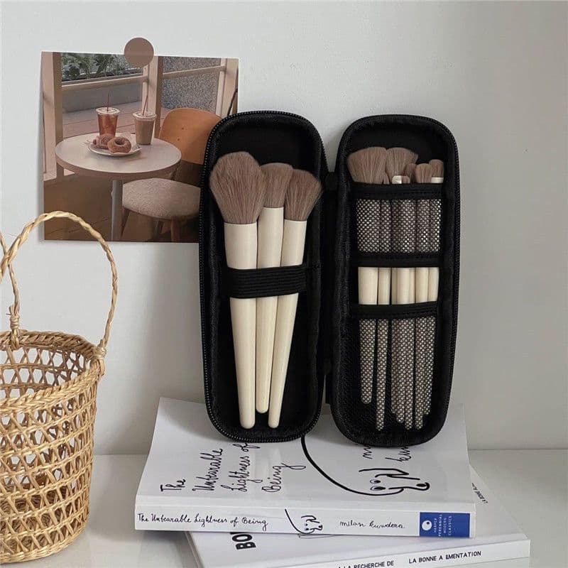 Black brush, organizer bag, shoulder bag to go out for traveling, handheld storage box 2