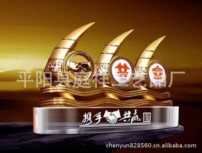 Facking zinc alloy medium -density board packaging a sail and smooth art business gift metal home decoration 2