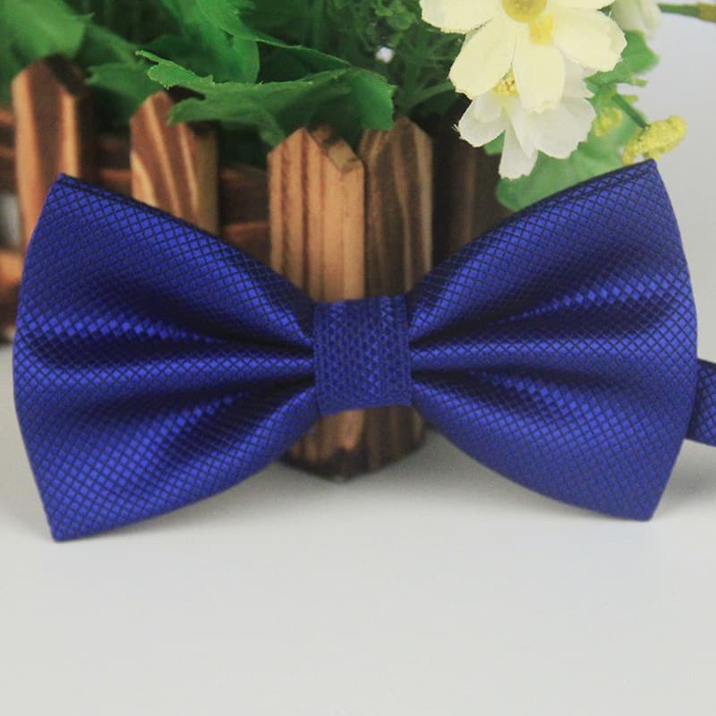 Polyester silk casual jacquard solid color fine grid business bow tie Shengzhou manufacturer spot wholesale fashion 3