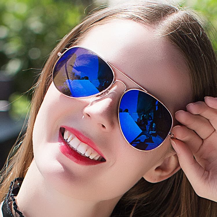 Fashionable glasses solar-powered, men's universal sunglasses 2