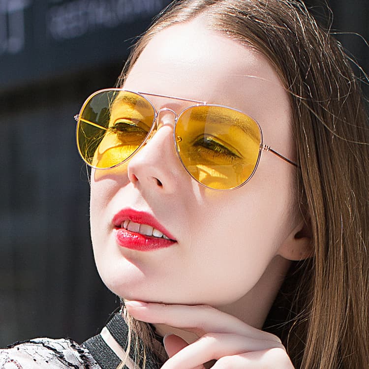 Fashionable glasses solar-powered, men's universal sunglasses 3