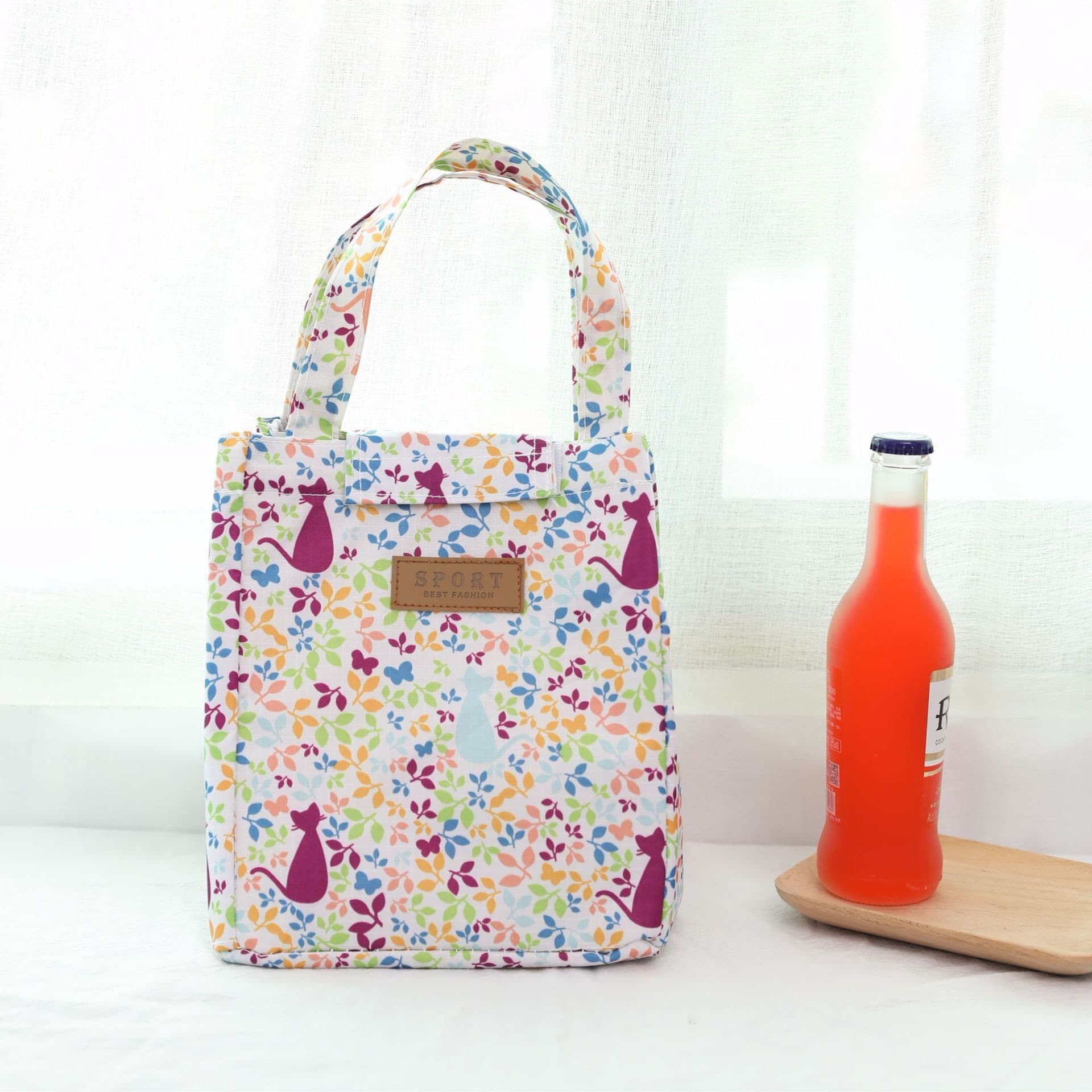 Cartoon thermal bag for students, lunch box bag, convenient handheld picnic bag, capacious purse 4