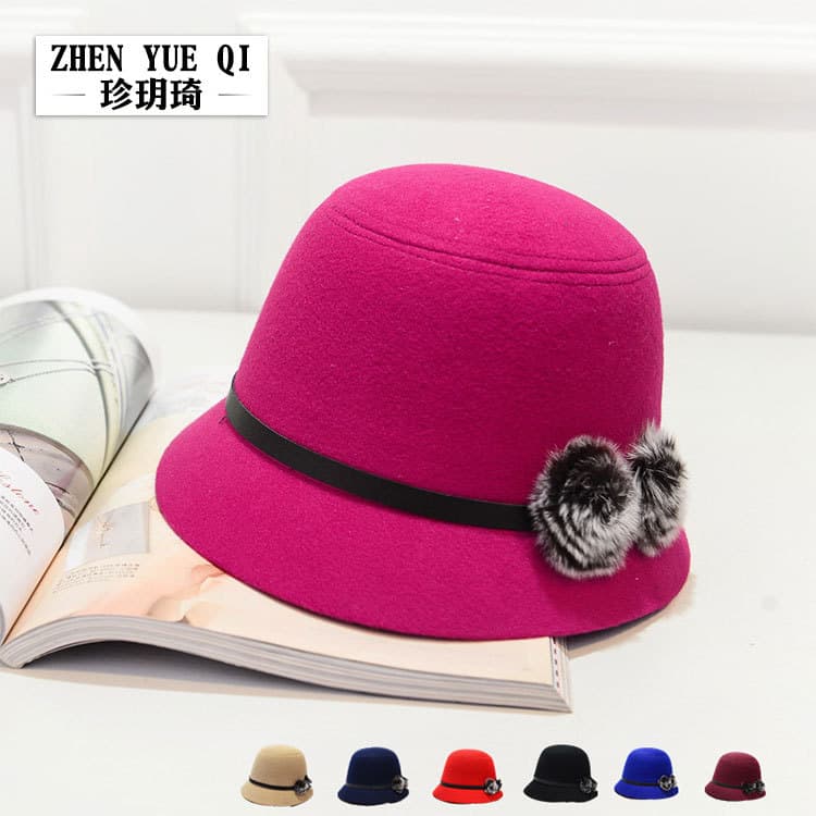 Demi-season woolen trend hat, 2018