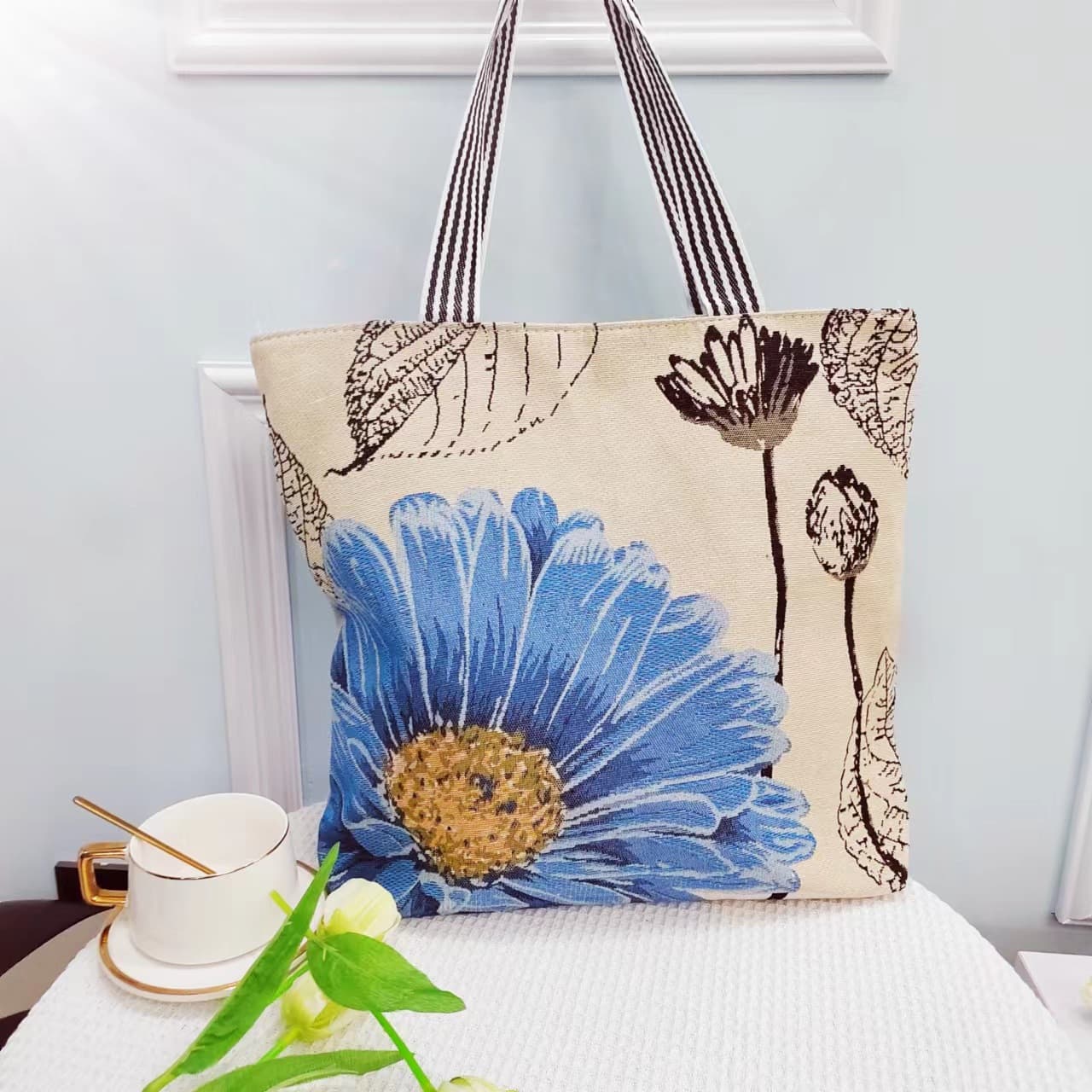 Fashionable shopping bag, cloth bag, demi-season one-shoulder bag, with embroidery 1