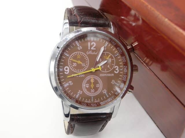 (Cross-border trading), belt for men and women, quartz sports watch for leisure 4