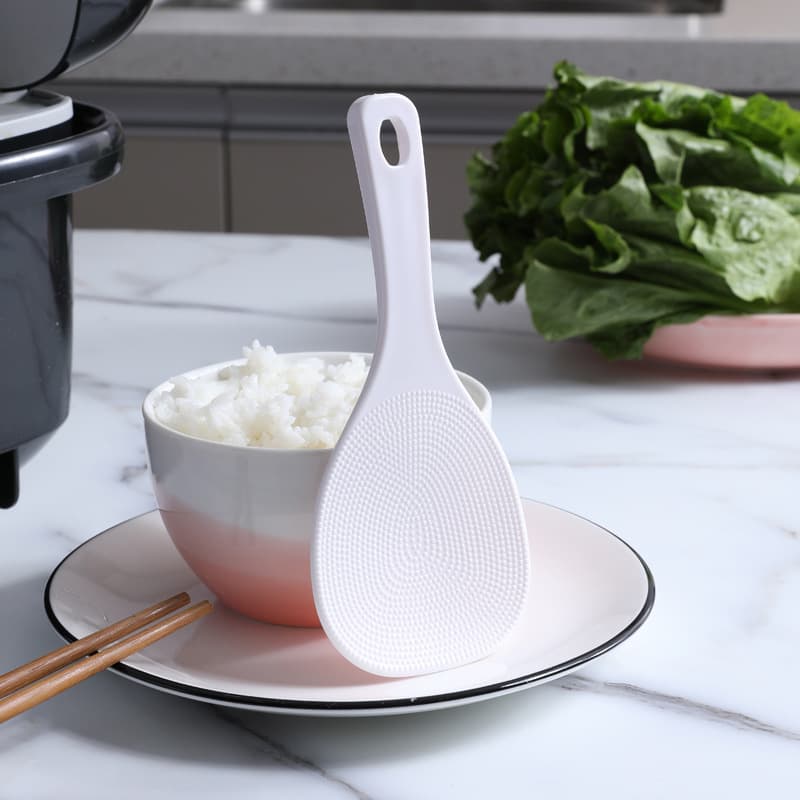 Rice spoon is not sticky, rice, white plastic rice spoon, rice rake, rice cooker, rice shovel, can be hung in store catering rice shovel 3