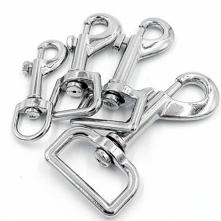 Pet supplies and accessories factory supply 1-2.5cm inner diameter Hardware alloy dog traction rope hook buckle 1