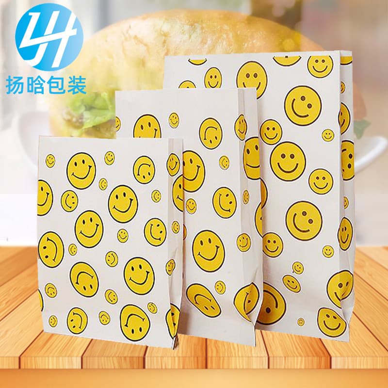 Manufacturer wholesale smiley oil-proof paper bag disposable snack food packaging bag can be customized
