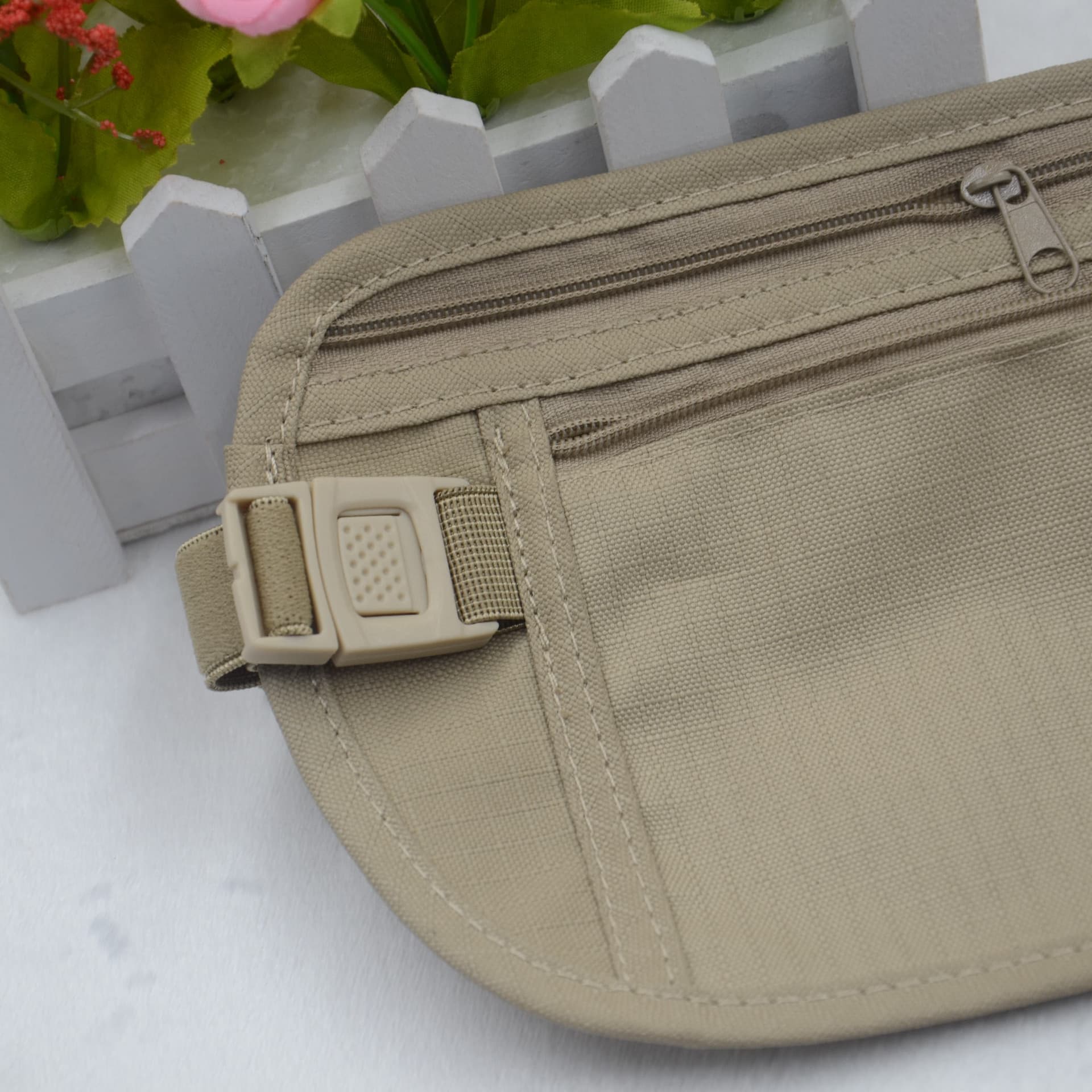 Sports belt bag, protective bag, mobile phone, universal backpack, anti-theft, for running, with your logo imprint 4