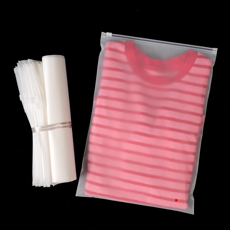 PE transparent zipper bag wholesale 30*40 special costume packaging bag PE transparent bag clothing zipper self -sealed bag 8