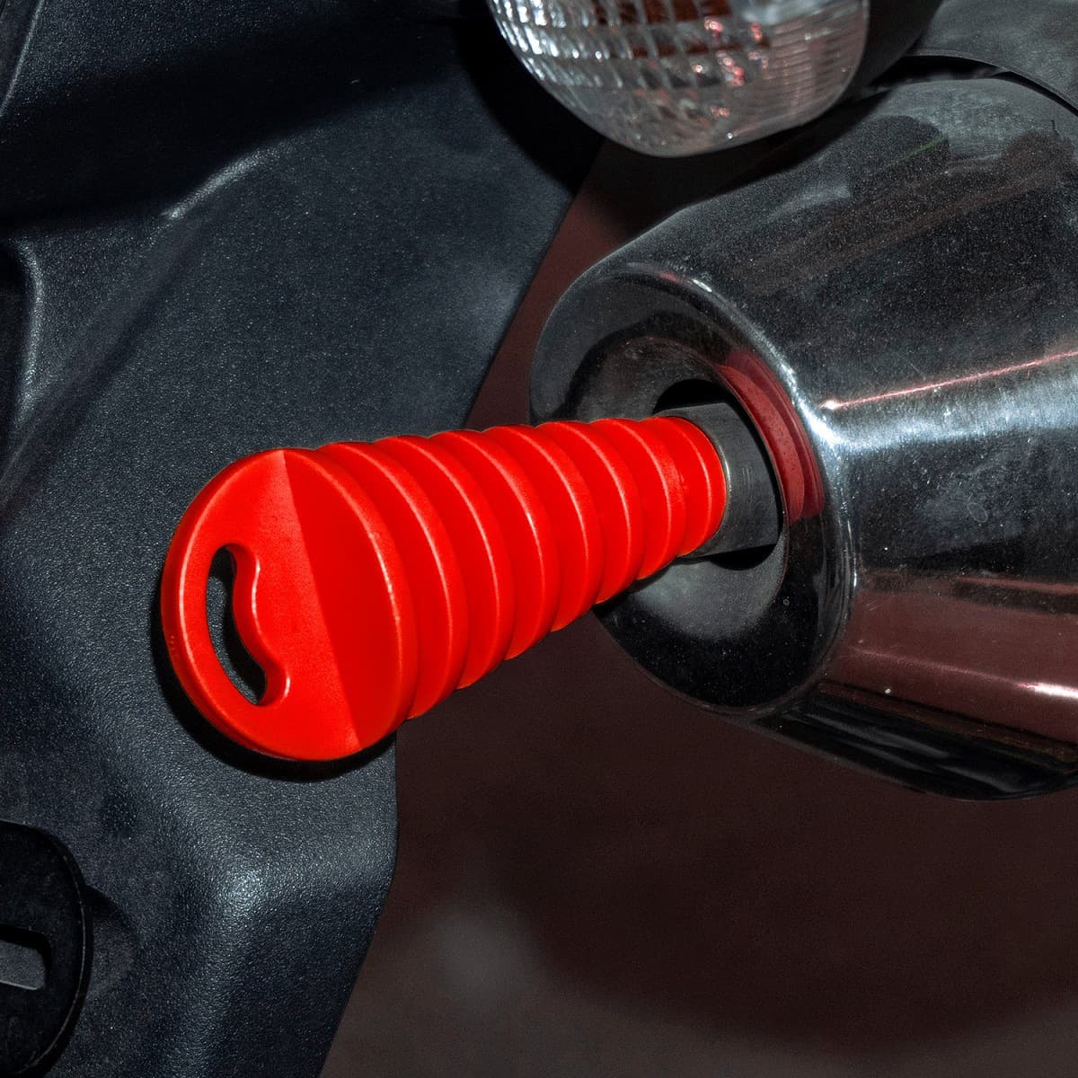 Off -road motorcycle accessories PVC exhaust plug modification parts color motorcycle waterproof plug Astront wholesale 2