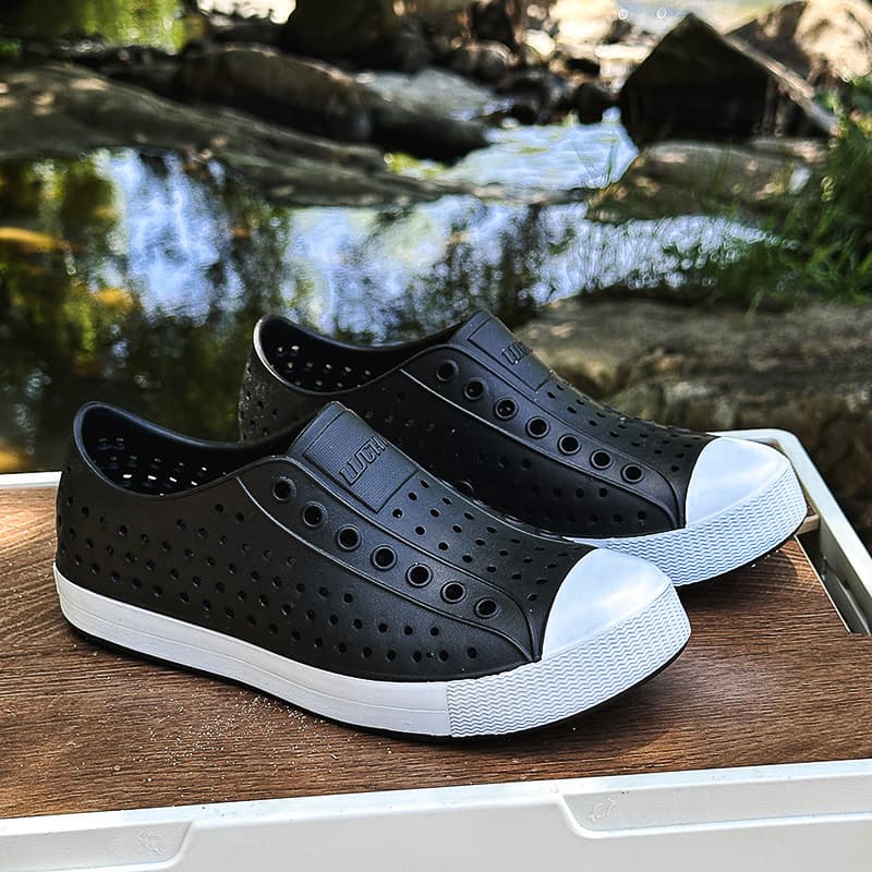 LUCHI Luchi Cave Shoes Men's Baotou Sandals Wading Beach Hollow Shoes Summer Breathable Non-Slip Korean Version Wholesale 2