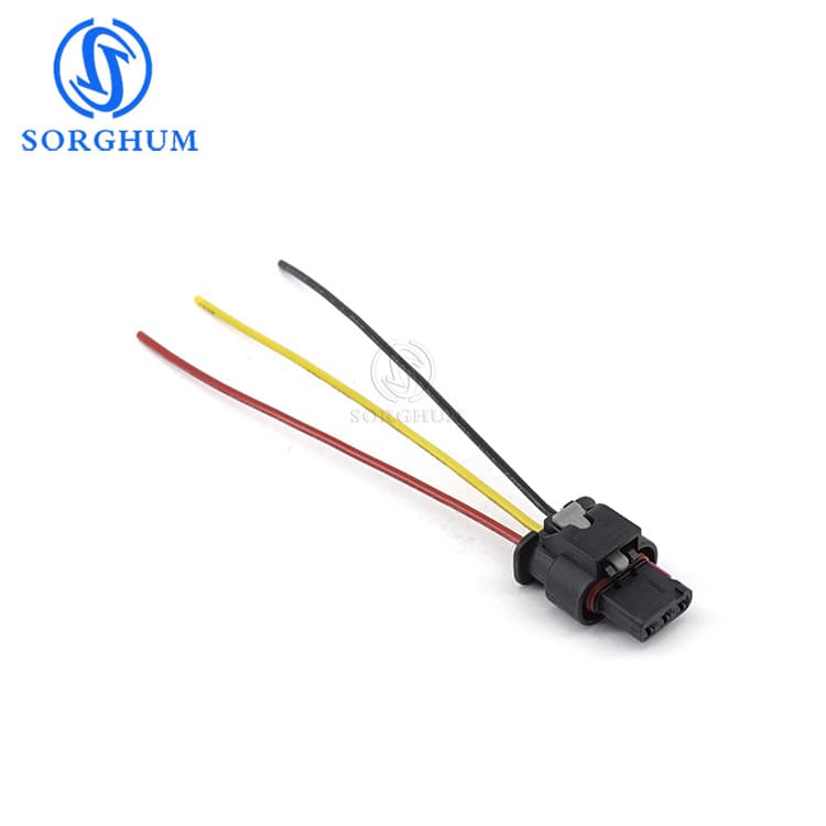 4F0973703 Applicable to Volkswagen Audi Auto Parts Car Connect Plastic Shell Sensor Plug 4