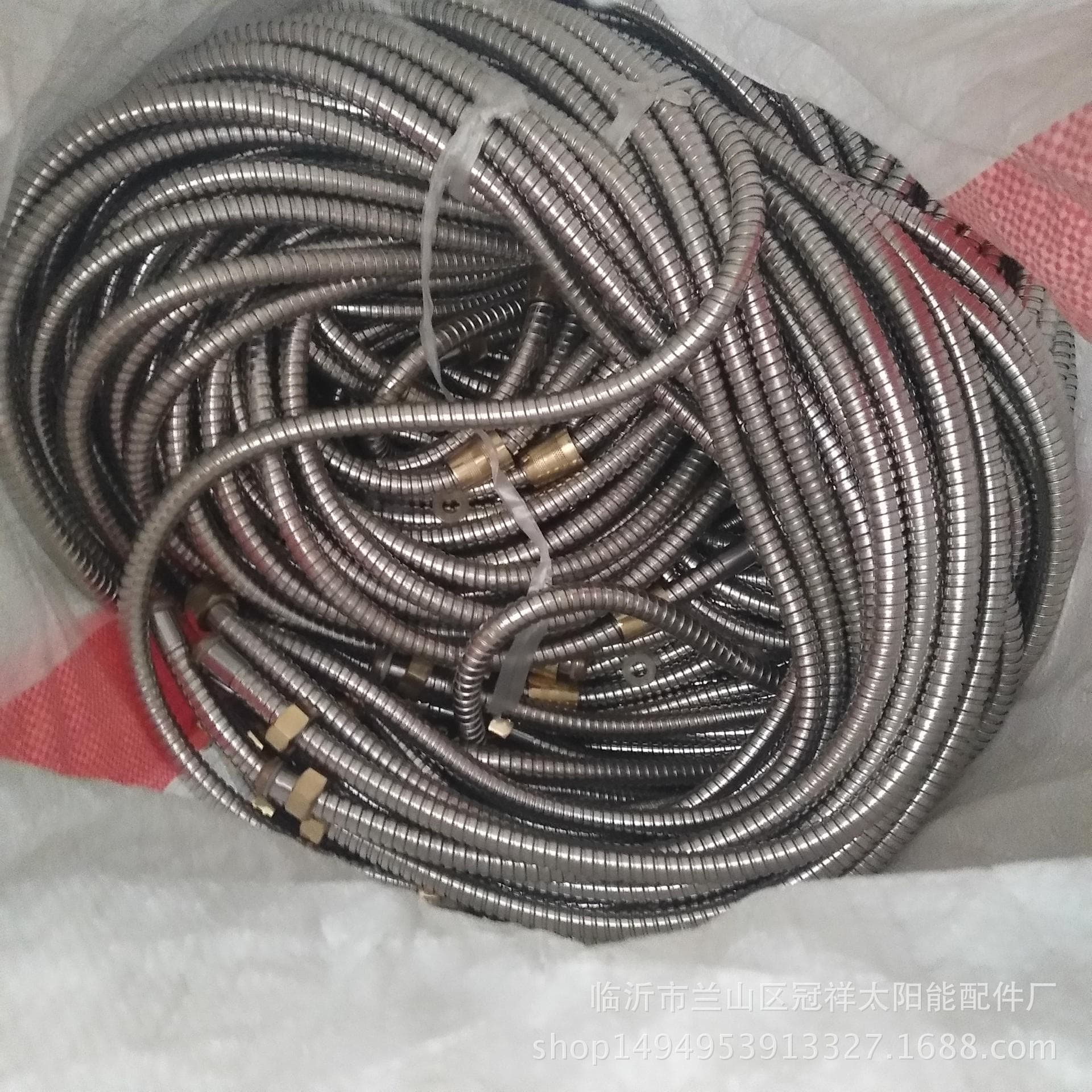 Factory wholesale shower hose stainless steel hose shower hose and bathroom hose explosion -proof spring shower pipe 2