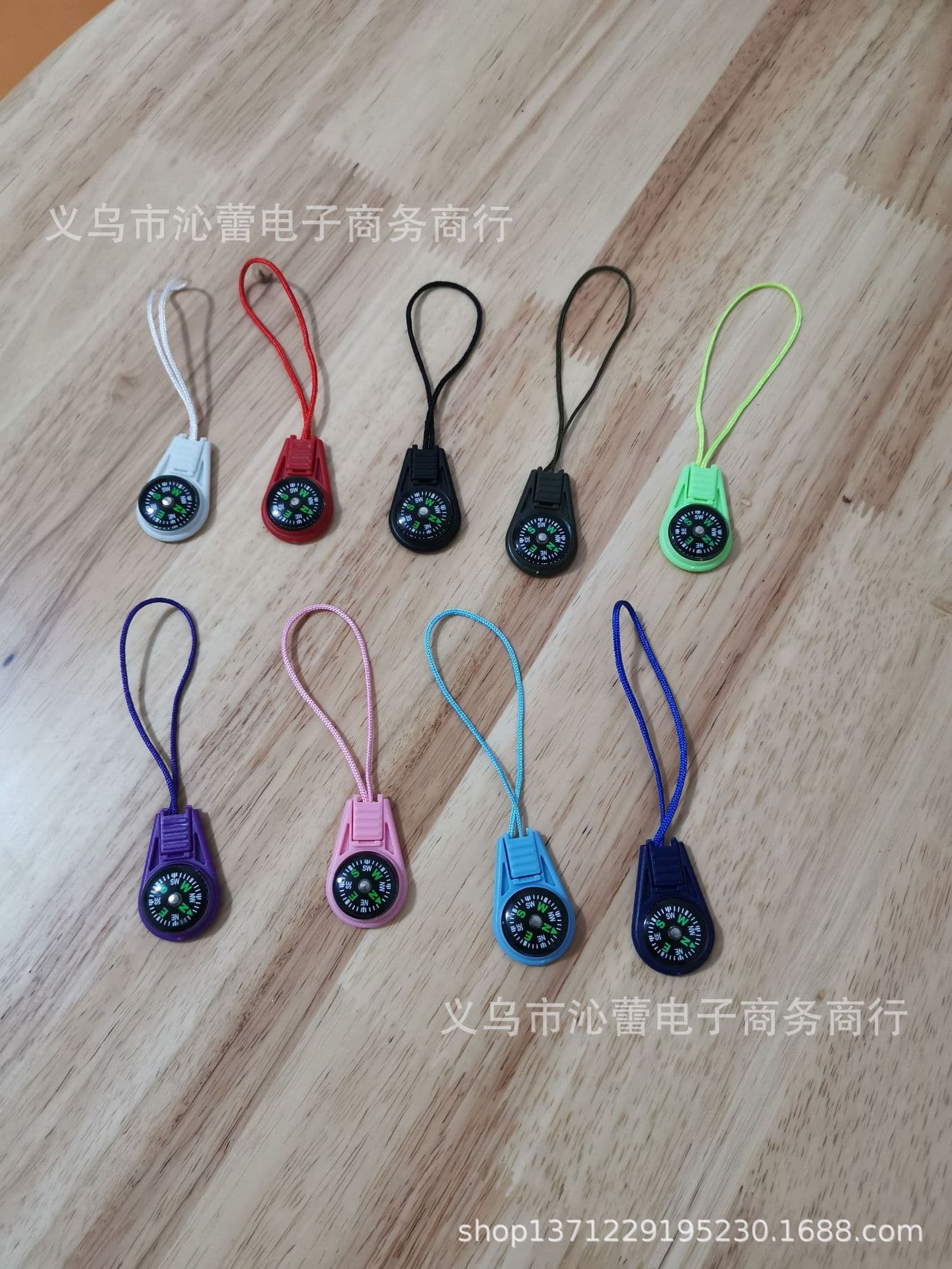 Mini Guide Pointing Pointing North Case with Rope with Rope Pendant Small Capsule Wild Survival Equipment Outdoor Products to Increase 1
