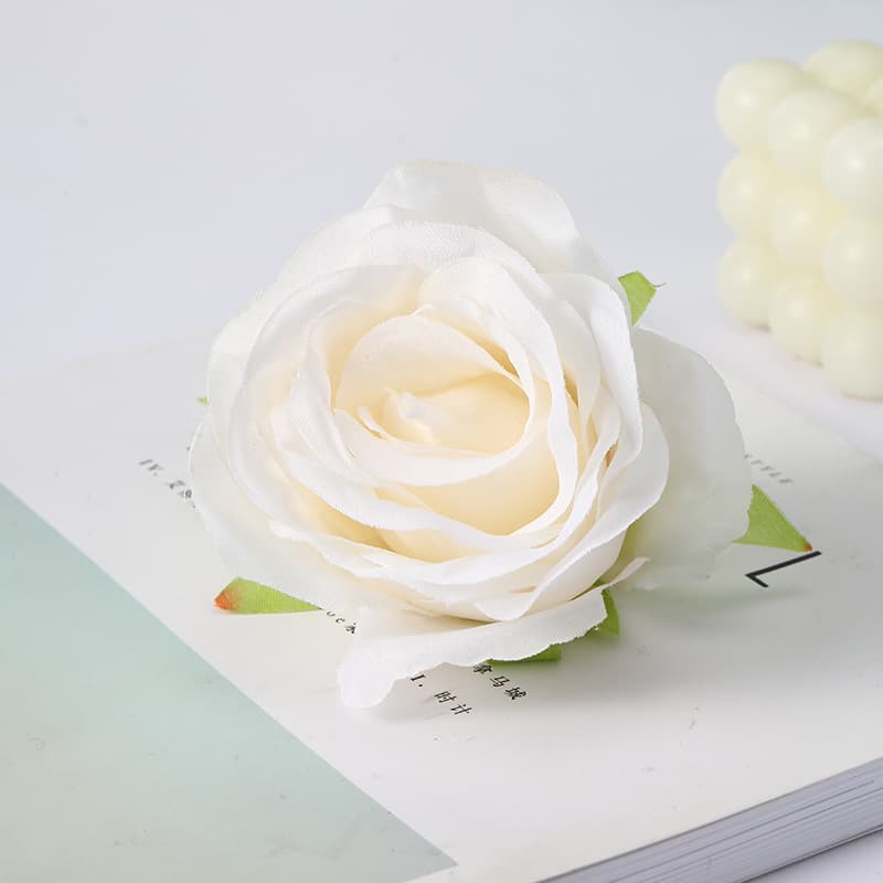 Manufacturer wholesale simulated rose flowers wedding flower wall decoration plastic fake flowers artificial flower art dried flowers simulated flower heads 3