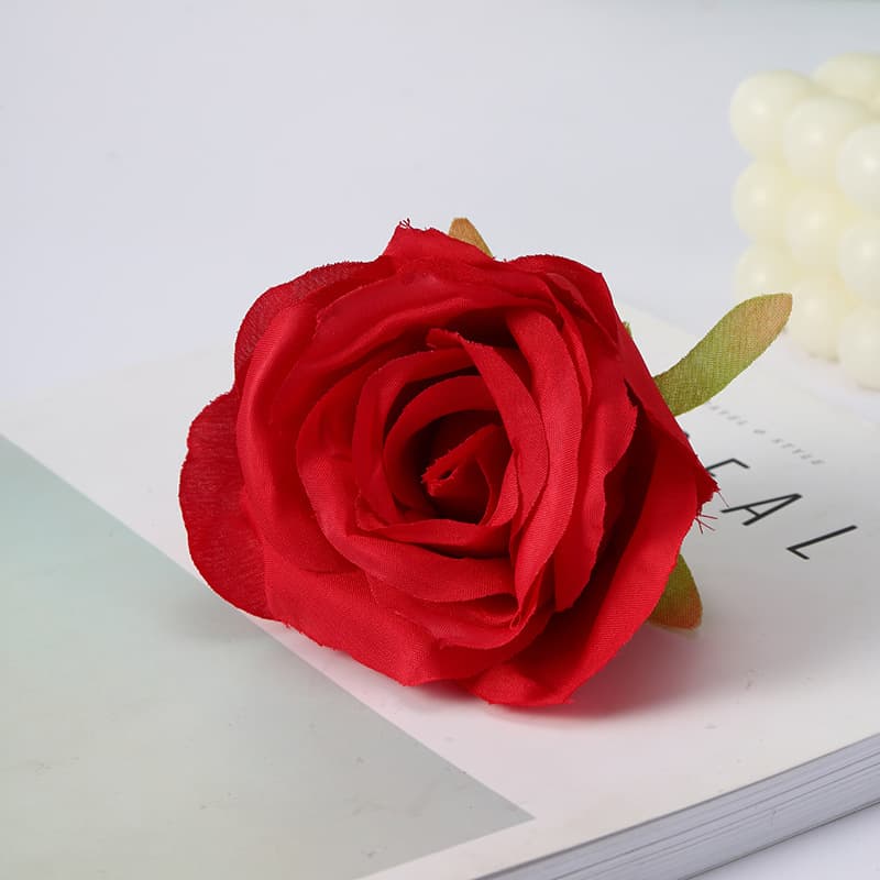 Manufacturer wholesale simulated rose flowers wedding flower wall decoration plastic fake flowers artificial flower art dried flowers simulated flower heads 4