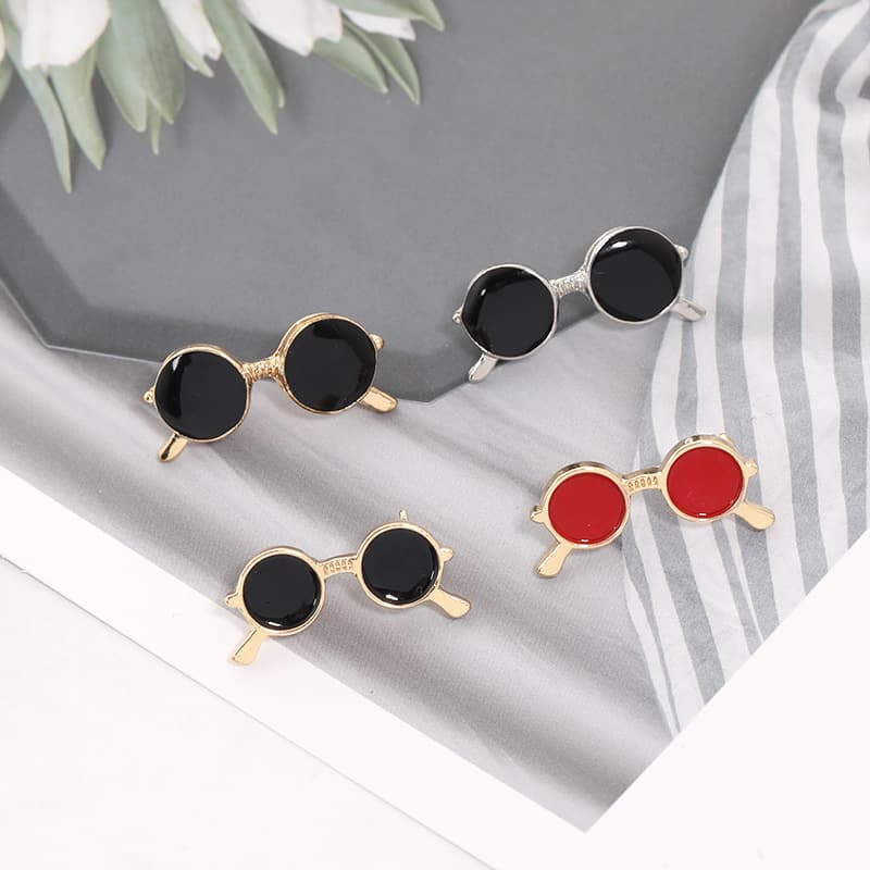 (Cross-border trading), creative accessory, black sunglasses, men's brooch, shirt, badge, Korean style, direct factory sales 2