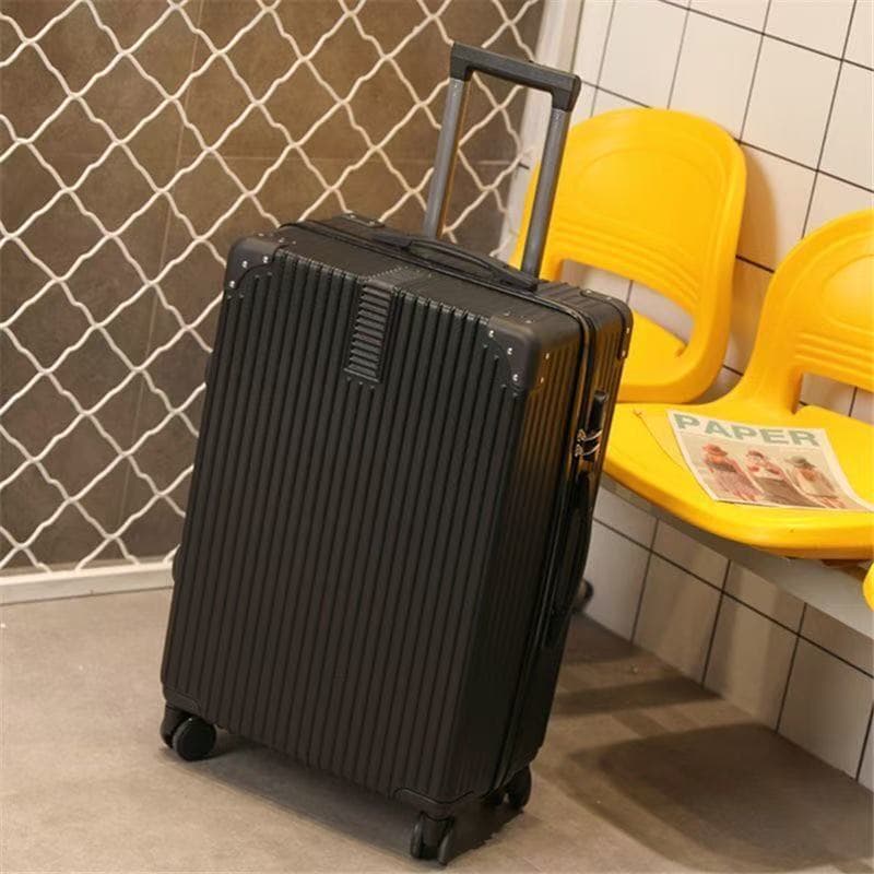 Universal suitcase on wheels, capacious travel bag, 20 inch 2