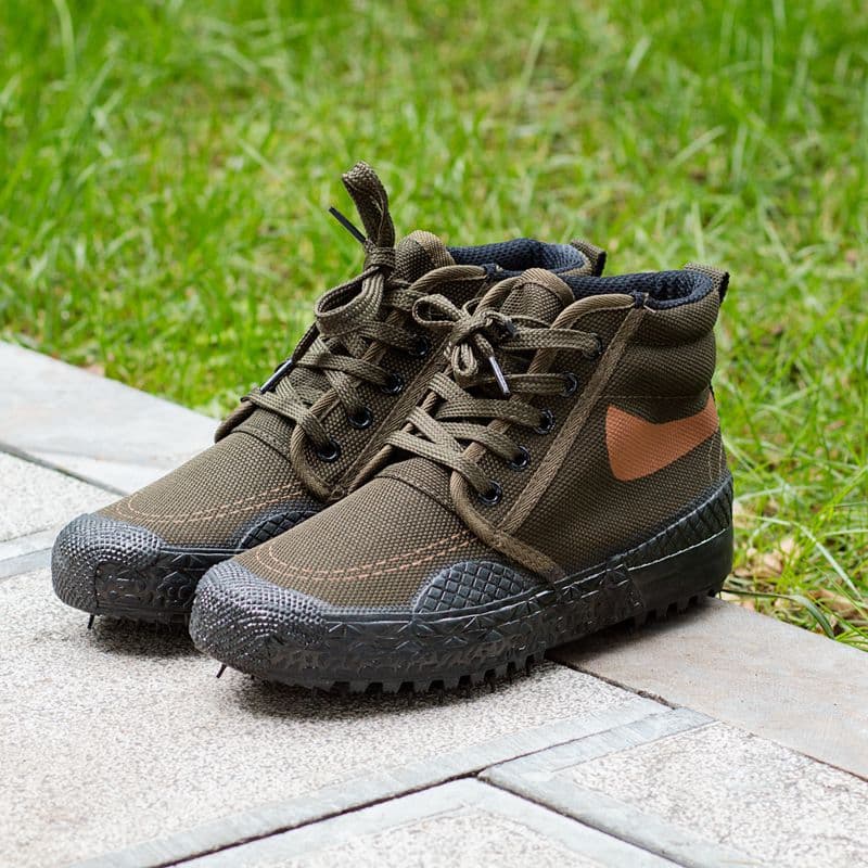 Factory wholesale military training shoe construction site labor insurance liberation shoes men's shoes high -top construction farmland labor insurance yellow gel shoes