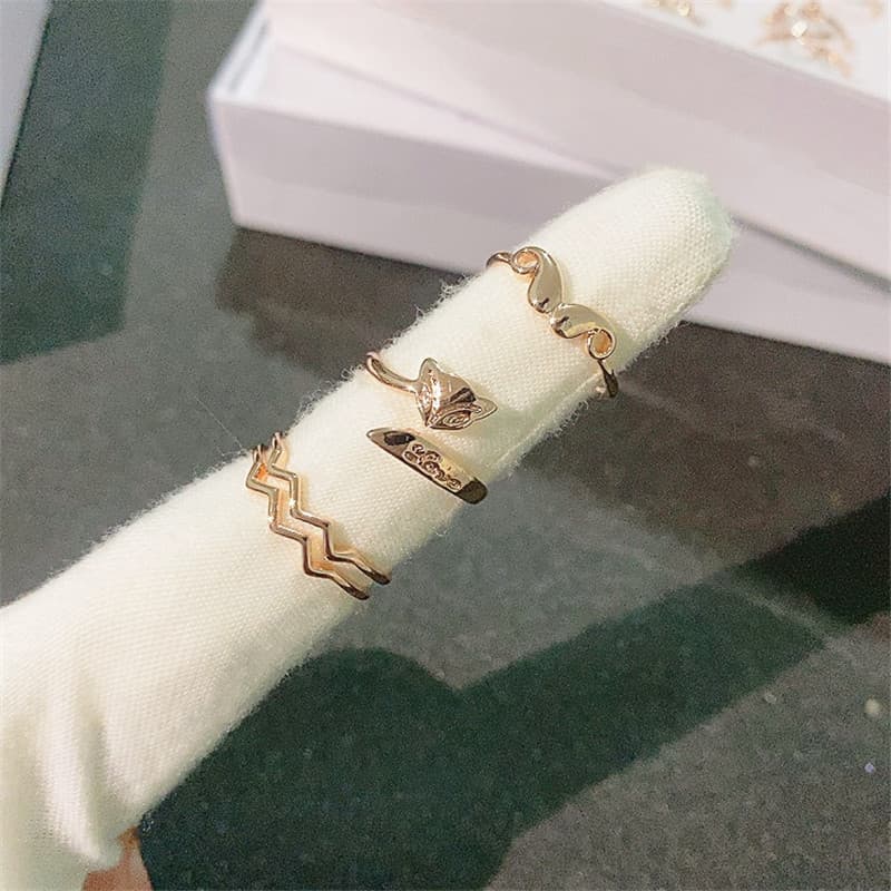 Fashionable glossy ring, Korean style, simple and elegant design 4