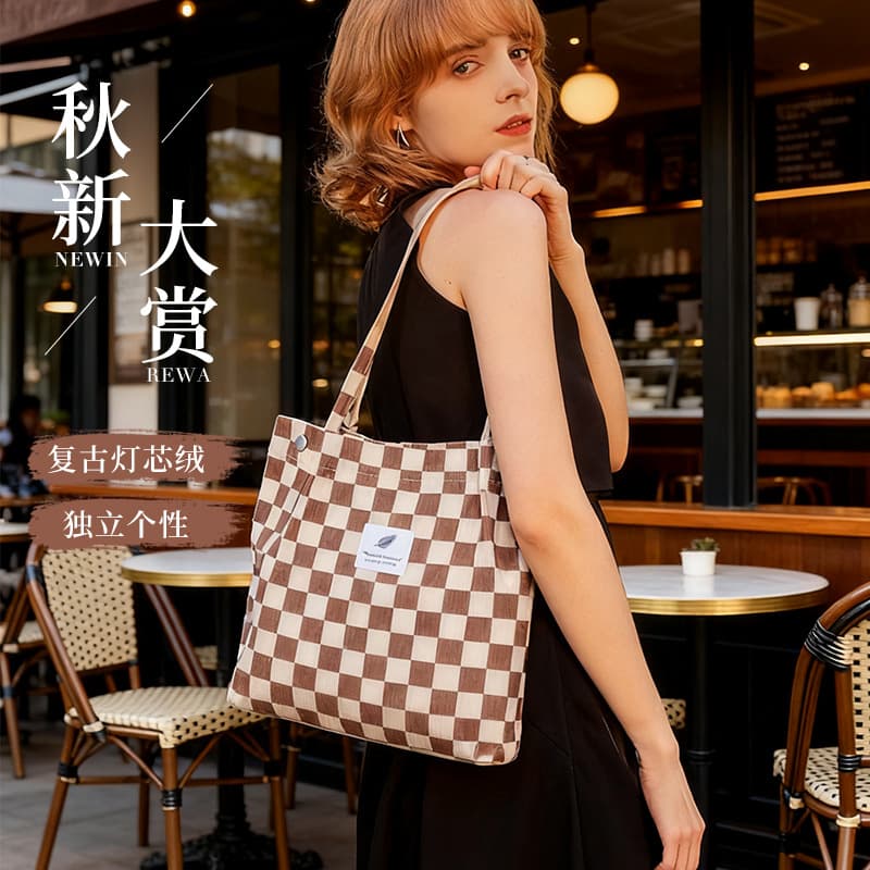 Brand lamp, shopping bag, straps, cloth bag for traveling, organizer bag to go out, shoulder bag, one-shoulder bag, worn on the shoulder