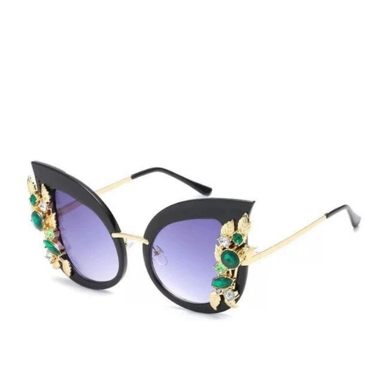 Fashionable classic retro sunglasses, diamond glasses, city style, cat's eye 3