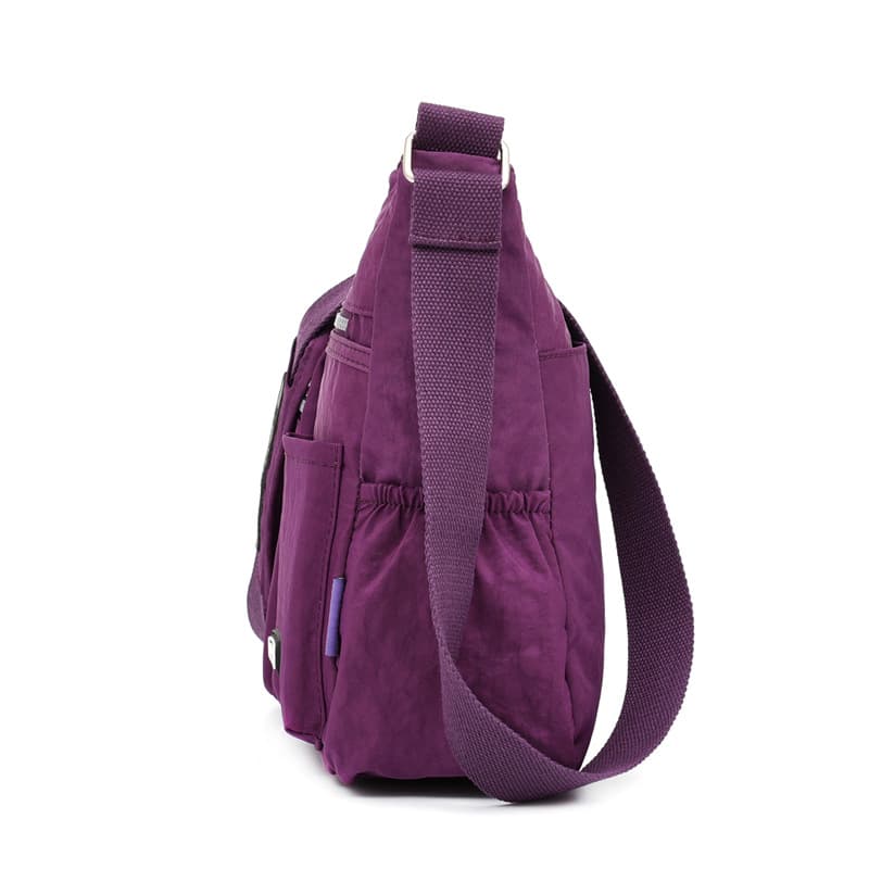 One-Shoulder Water-Repellent Nylon Bag 3